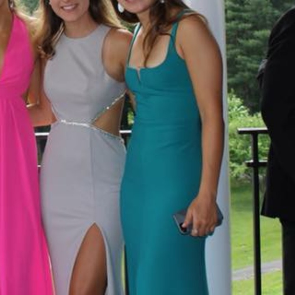 Beautiful green prom type dress